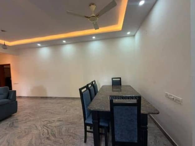 3BHK in Richmond Town