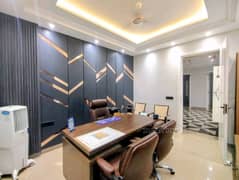 3BHK Builder Floor Apartment for Resale in Block C Sushant Lok 3 - Photo 4