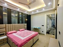 3BHK Builder Floor Apartment for Resale in Block C Sushant Lok 3 - Photo 7