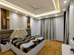 3BHK Builder Floor Apartment for Resale in Block C Sushant Lok 3 - Photo 8