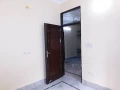 2BHK Builder Floor Apartment for Rent in Mansarovar Park - Photo 2
