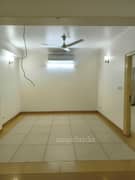 3BHK Multistorey Apartment for Rent in Jaypee Greens Ashok Vatika at Pari Chowk Area - Photo 6