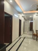 3BHK Multistorey Apartment for Rent in Vatika India Next Plots at Sector 83 - Photo 1