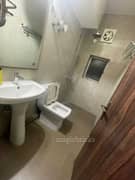 3BHK Multistorey Apartment for Resale in DLF Carlton Estate at Phase 5 DLF - Photo 18