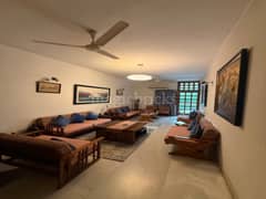 3BHK Builder Floor Apartment for Rent in Rwa GK 1 at Greater Kailash 1 - Photo 1