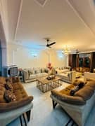 4BHK Builder Floor Apartment for Resale in Phase 2 DLF - Photo 3