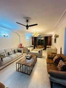 4BHK Builder Floor Apartment for Resale in Phase 2 DLF - Photo 4