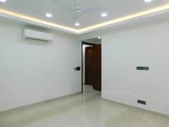 4BHK Builder Floor Apartment for Resale in Greater Kailash Enclave 2 - Photo 7