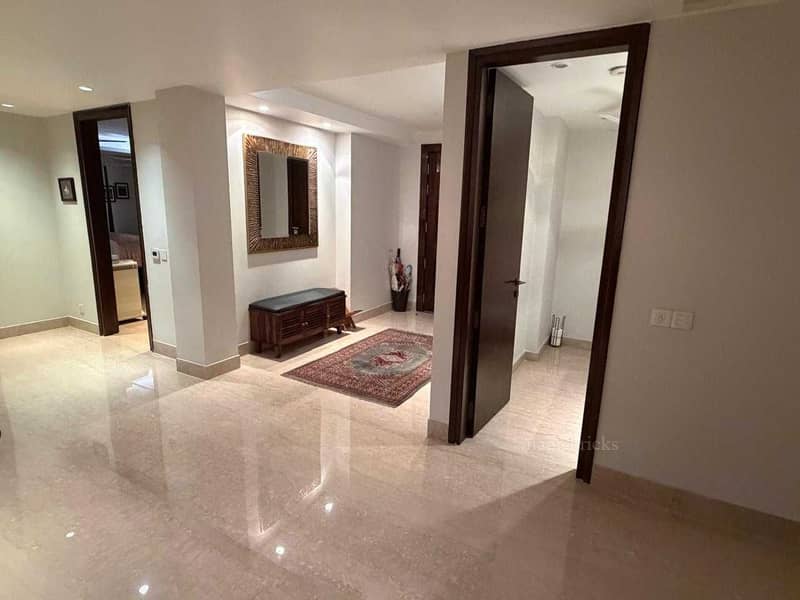 4 BHK Flat 6400 Sq-ft For Rent in DLF The Magnolias, DLF Phase 5, Gurgaon