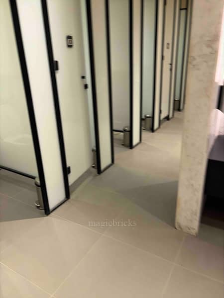 Commercial Showroom For Sale in AIPL Joy Gallery, Golf Course Extension Road, Gurgaon