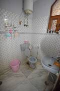 2BHK Builder Floor Apartment for Rent in Sant Nagar East of Kailash - Photo 10