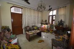 2BHK Builder Floor Apartment for Rent in Sant Nagar East of Kailash - Photo 1