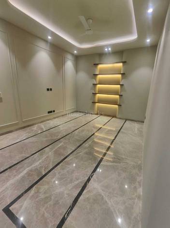 Apartment in Vasant Vihar