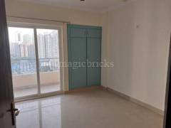 3BHK Multistorey Apartment for Rent in Amrapali Crystal Homes at Sector 76 - Photo 3