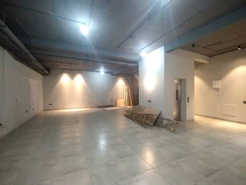 2700 Sq-ft Commercial Office Space For Rent in DLF Phase 2, Gurgaon