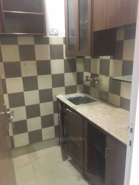 Office Space For Sale in UNITECH COMMERCIAL TOWER 2, Sector 45, Gurgaon