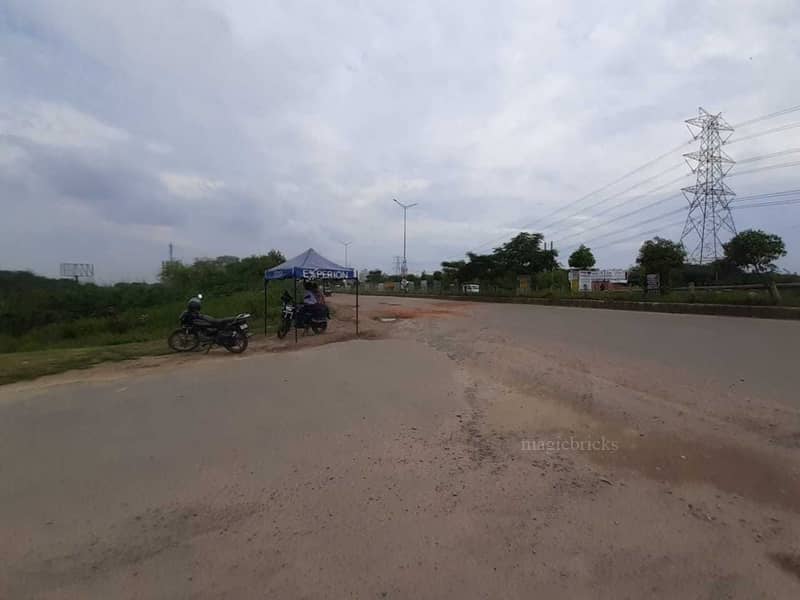251 Sqyrd Plot For Sale in Experion The Westerlies, Sector 108, Gurgaon