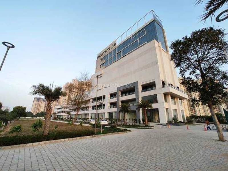 Commercial Shop For Sale in The Spaze Tristaar, Sector 92, Gurgaon