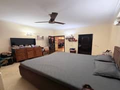 3BHK Builder Floor Apartment for Resale in South City 2 - Photo 8