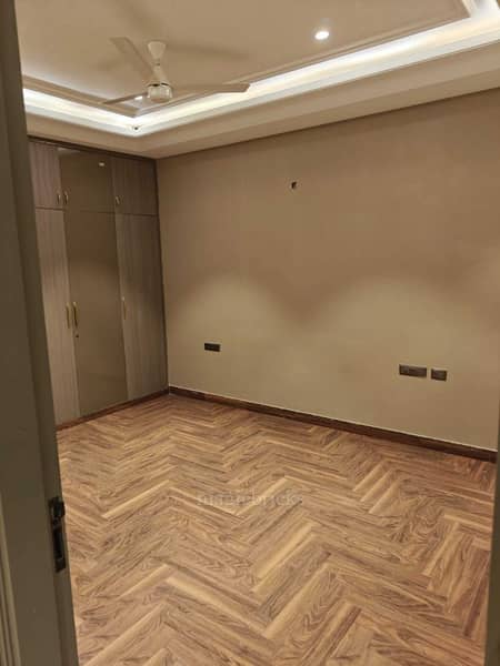 4 BHK 300 Sqyrd Flat For Sale in DLF City Plot Phase 3 , DLF Phase 3, Gurgaon