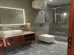 4BHK Multistorey Apartment for Rent in Block G Saket - Photo 16
