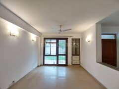 3BHK Builder Floor Apartment for Resale in Vipul World at Sector 48 - Photo 11