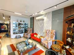 4BHK Builder Floor Apartment for Rent in Phase 2 DLF - Photo 2