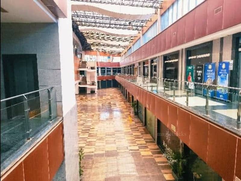 Commercial Shop For Sale in Spaze Platinum Tower, Sector 47, Gurgaon