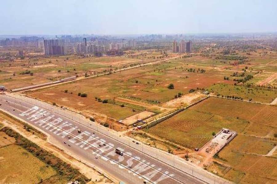 178 Sqyrd Plot For Sale in Vatika Horizon 82, Sector 83, Gurgaon