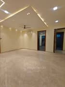 4BHK Builder Floor Apartment for Rent in Sushant Lok-I, Sector 43 - Photo 1