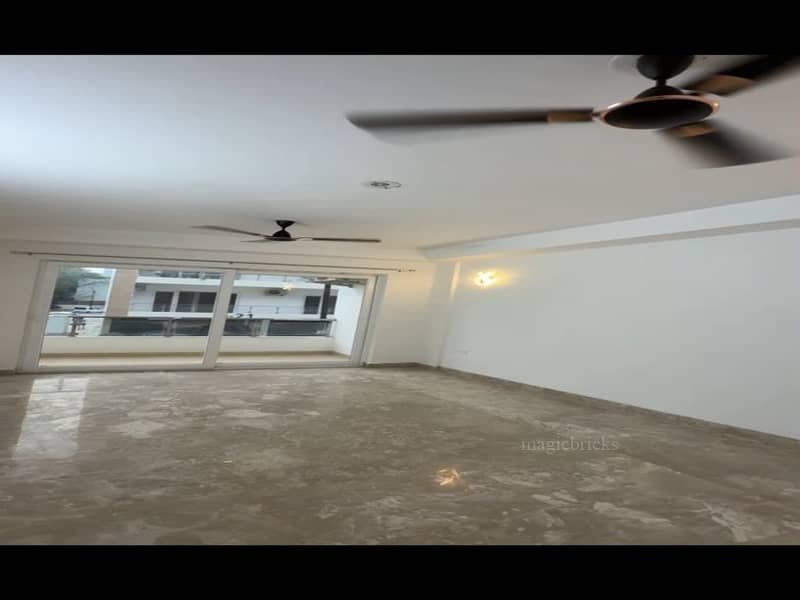 4 BHK Flat 2700 Sq-ft For Rent in SS Linden Floors, Sector 84, Gurgaon