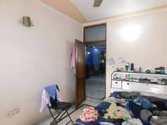 3BHK Multistorey Apartment for Resale in Shakarpur Khas, Shakarpur - Photo 8