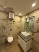 4BHK Builder Floor Apartment for Rent in Greater Kailash 1 - Photo 15