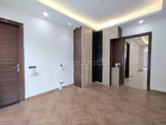 4BHK Builder Floor Apartment for Resale in Sector 9A - Photo 7