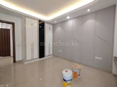 4BHK Builder Floor Apartment for Resale in Sector 9A - Photo 9