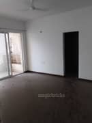 3BHK Multistorey Apartment for Rent in Mapsko Royale Ville at Block H Sector 82 - Photo 3