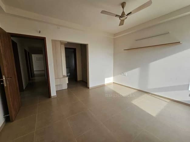 4BHK+ in Thanisandra