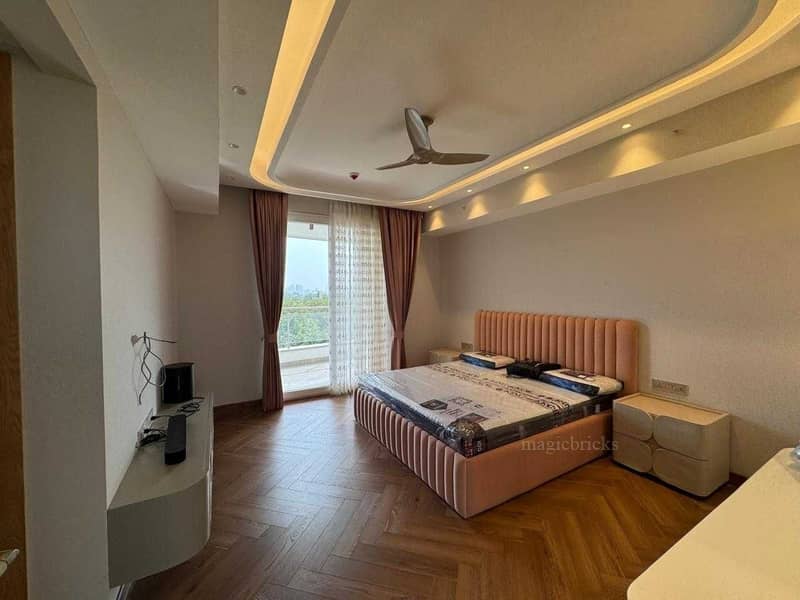 5 BHK 500 Sqyrd Flat For Sale in DLF Phase 1, Gurgaon