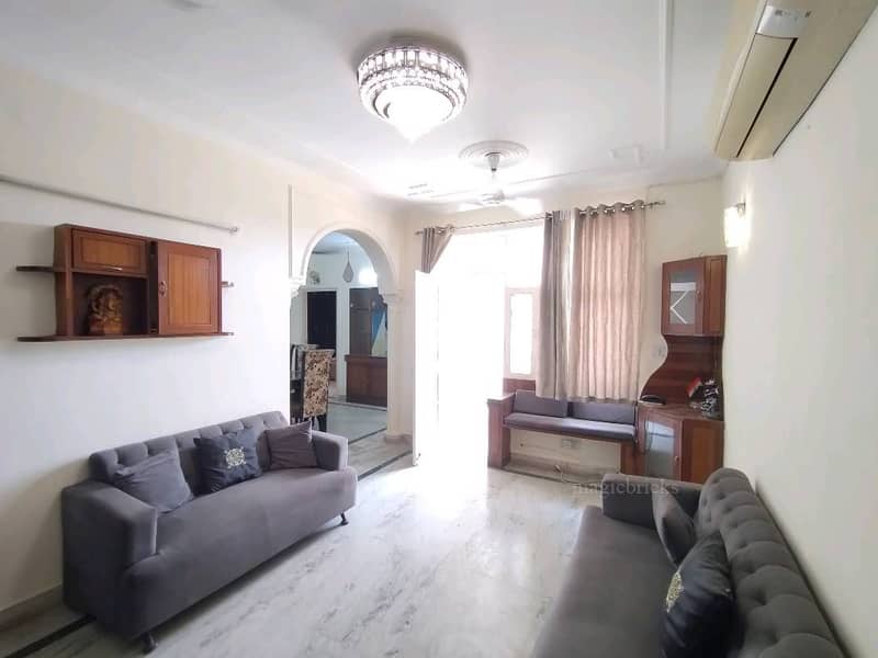3 BHK Flat 1800 Sq-ft For Rent in Sagavi Apartment, Sushant Lok 2, Gurgaon