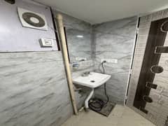 2BHK Multistorey Apartment for Rent in MGF Metropolitan Mall Saket at Saket - Photo 8