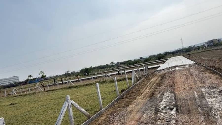 100 Sqyrd Plot For Sale in Sohna, Gurgaon