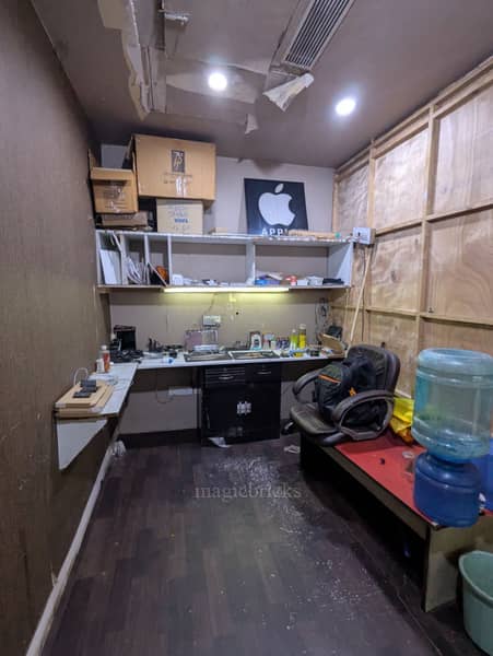 Commercial Shop For Sale in Sikanderpur, Gurgaon