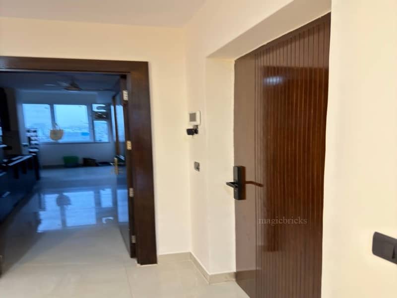 3 BHK Flat 2300 Sq-ft For Rent in Jan Pratinidhi Apartment, Golf Course Road, Gurgaon