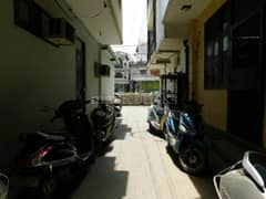 2BHK Multistorey Apartment for Resale in Nangal Raya, Janakpuri - Photo 13