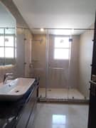 4BHK Builder Floor Apartment for Resale in Sushant Lok-I, Sector 43 - Photo 18