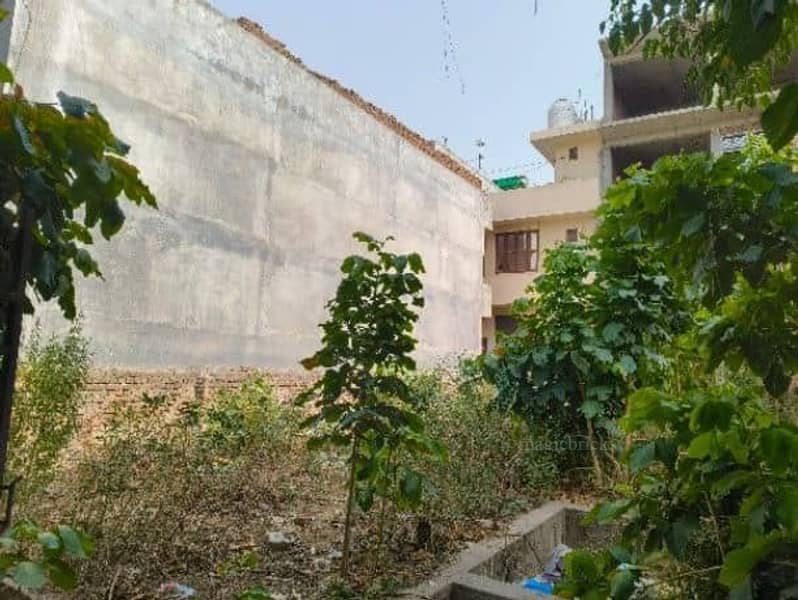 200 Sqyrd Plot For Sale in New Palam Vihar, Gurgaon