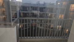 4BHK Multistorey Apartment for Rent in Emaar The Palm Drive at Sector 66 - Photo 12