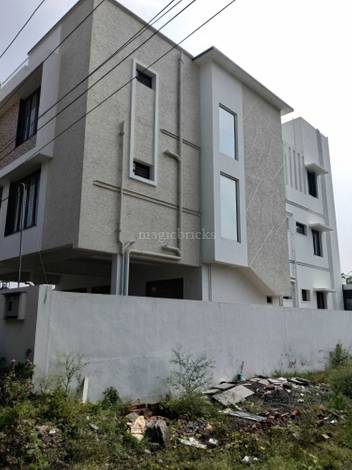 Villa in Nehru Nagar West