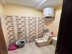 3BHK Builder Floor Apartment for Resale in Sarfabad - Photo 8
