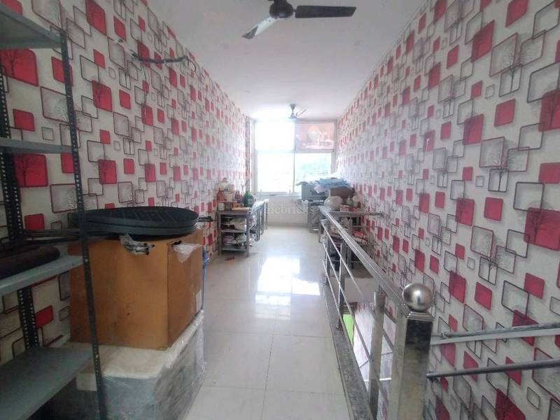 Commercial Shop 250 Sq-ft For Rent in Sector 31 32A, Gurgaon